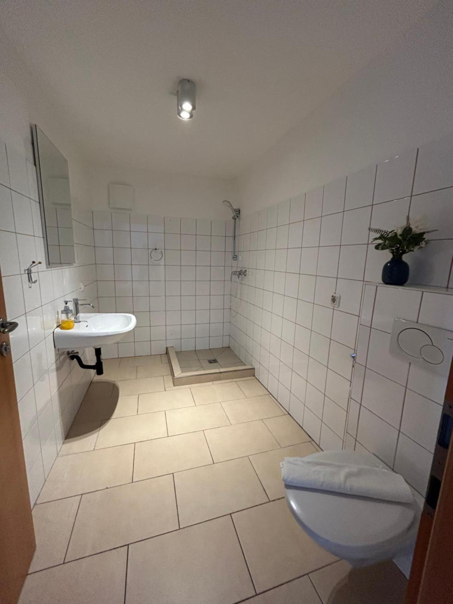 Ferienwohnung Economy Adler Golling an der Salzach Exterior foto
